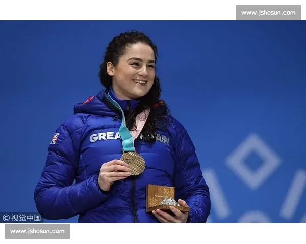 盈宝威神登顶南部杯,幸运银币泥地初战摘亚